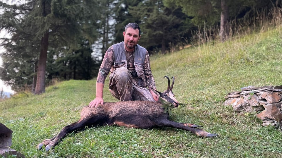 Bella preda per Manuel Eicher. El ha sajettà in buc-chamutsch.