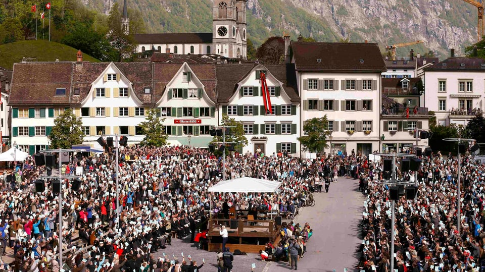 Auch 2015 findet die Glarner Landsgemeinde auf dem Zaunplatz statt.