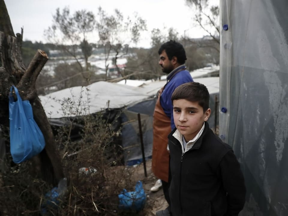 Junge im Flüchtlingslager Moria