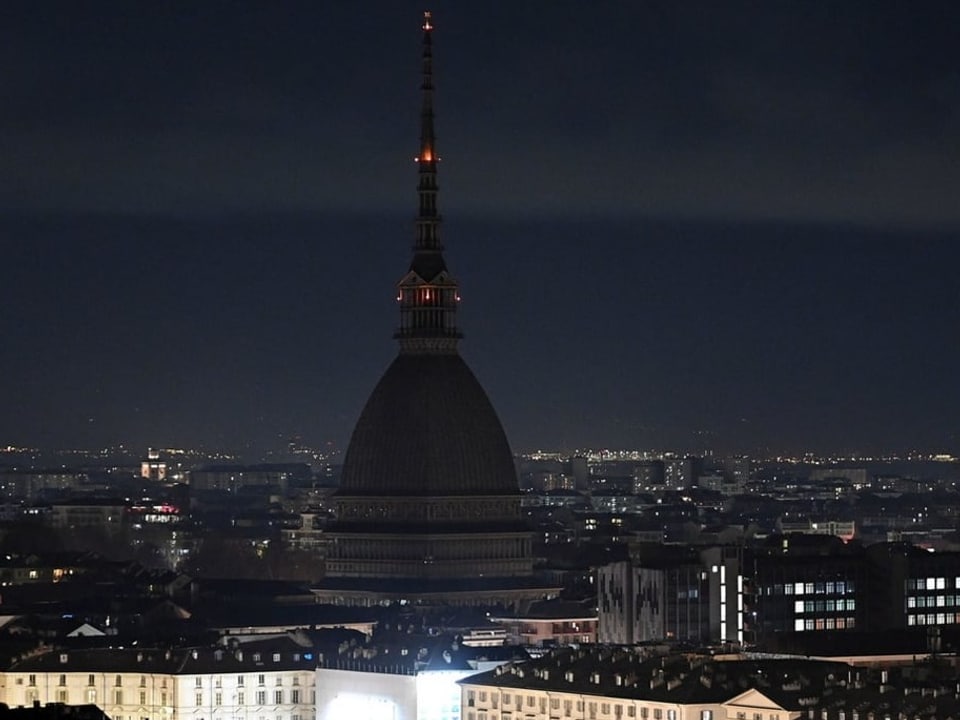 Mole Antonelliana – Turin im Dunkeln.