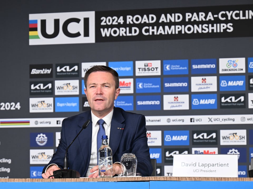 David Lappartient bei der Pressekonferenz der UCI-Weltmeisterschaften 2024.