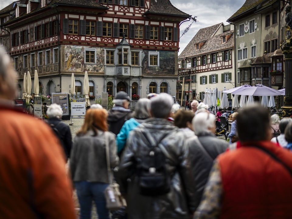 Passanten in Stein am Rhein