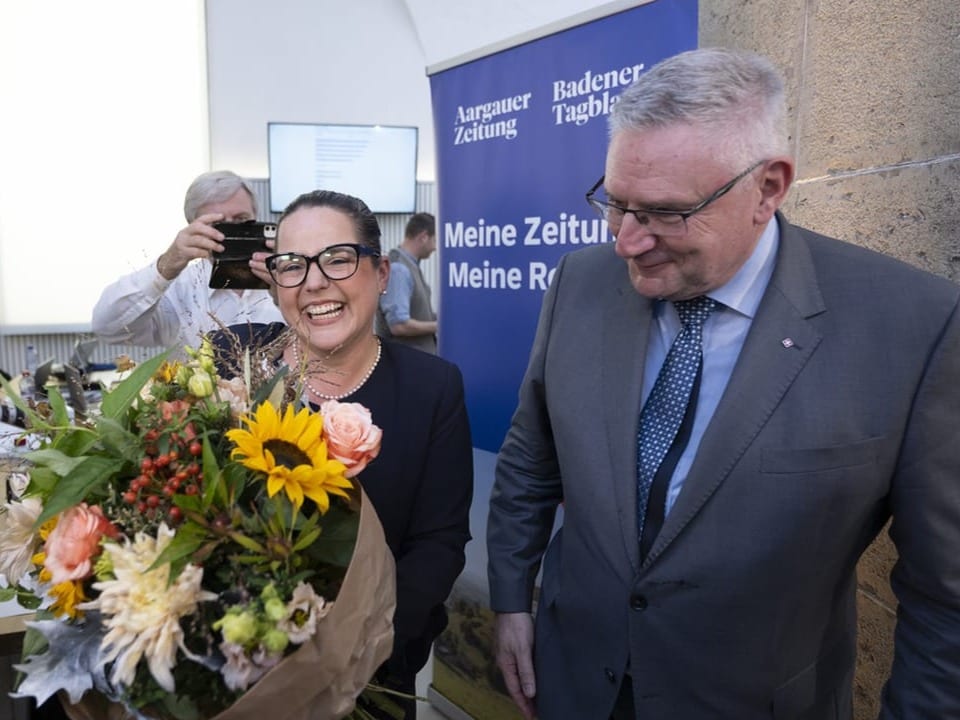 Bircher mit Blumenstrauss