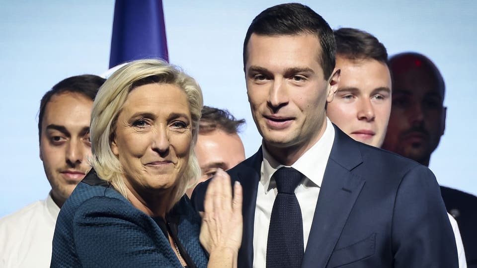 Le Pen und Bardella bei einer Wahlkampfveranstaltung in Paris am 9. Juni 2024.