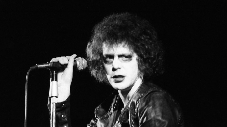 Lou Reed bei einem Konzert 1973 in Paris.