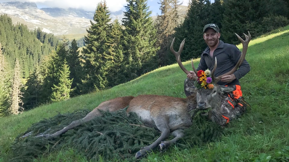 Peter Truog da Schluein ha sajettà quest taur da curuna ils 5 da settember cun la paisa da 168 kg (annunzià per la concurrenza «La preda» dals 7 da settember 2018)..