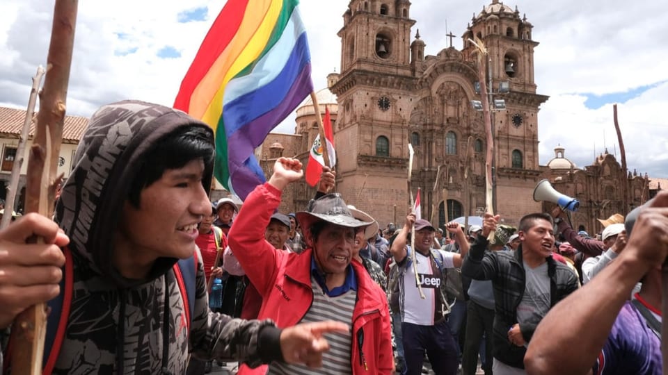 Demonstranten gehen in Cusco auf die Strasse.