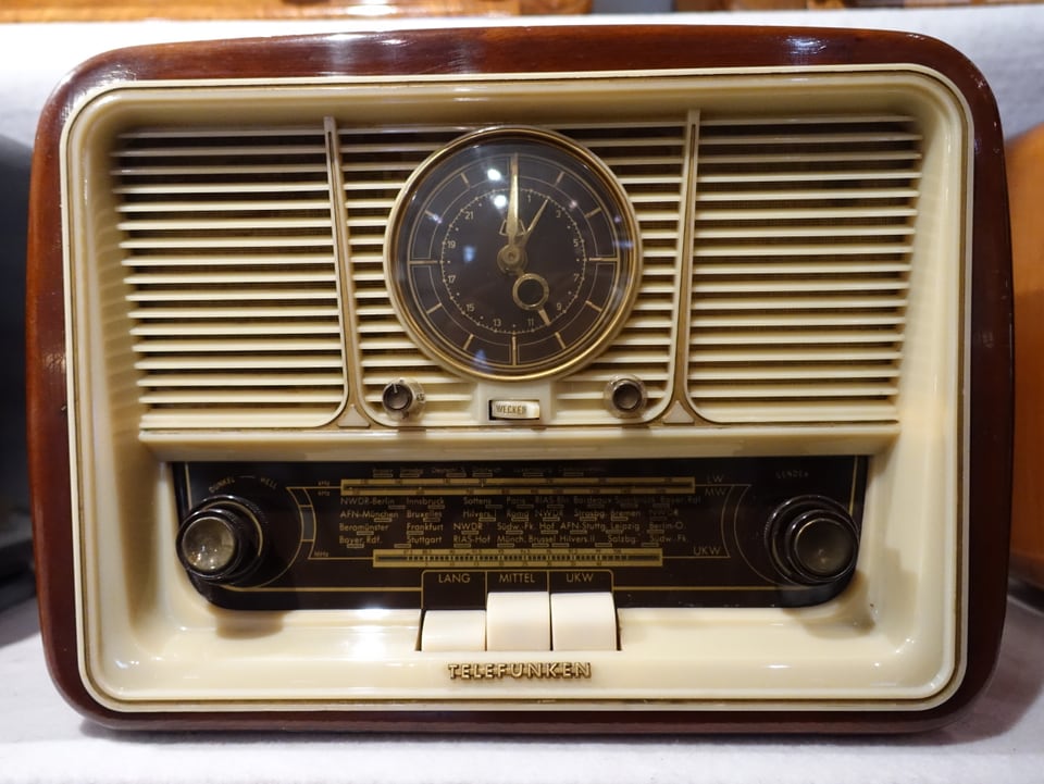 Radio.