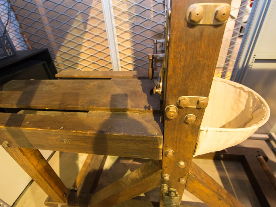 Original-Guillotine, auf der Hans Vollenweider starb.