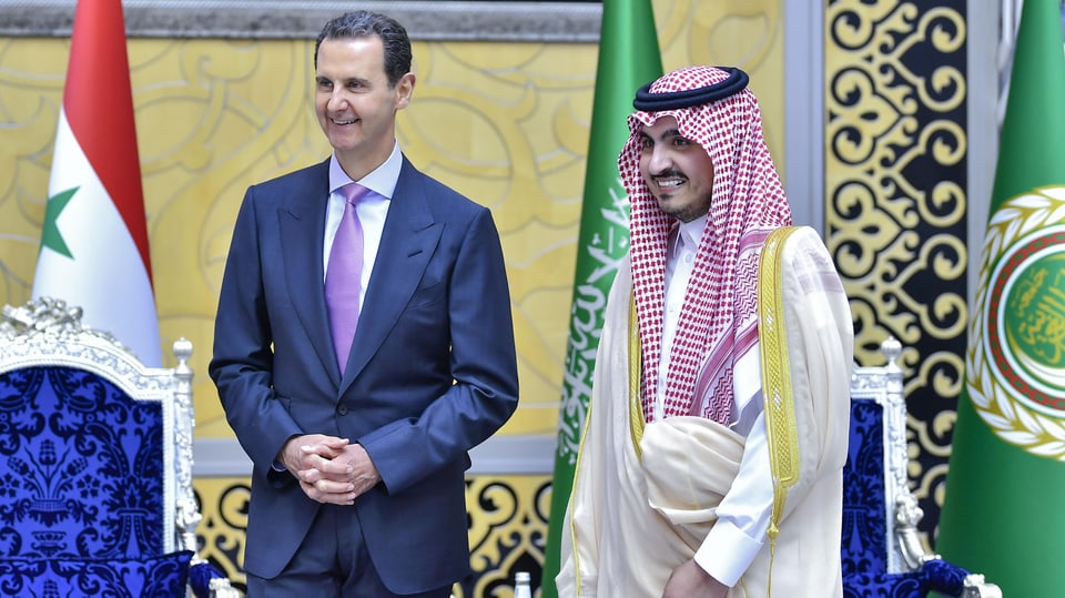 Assad wird in Saudi-Arabien empfangen.