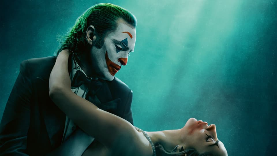 Der Joker beim hingebungsvollen Tanz mit Harley Quinn.