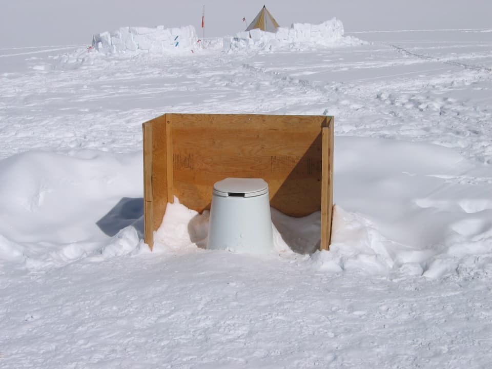 Dieses WC gibt es auf dem Mount McKinley. Chillig. 