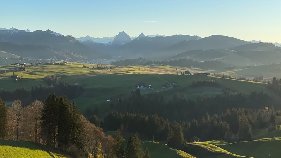 Blick vom Etzel/SZ Richtung Mythen.