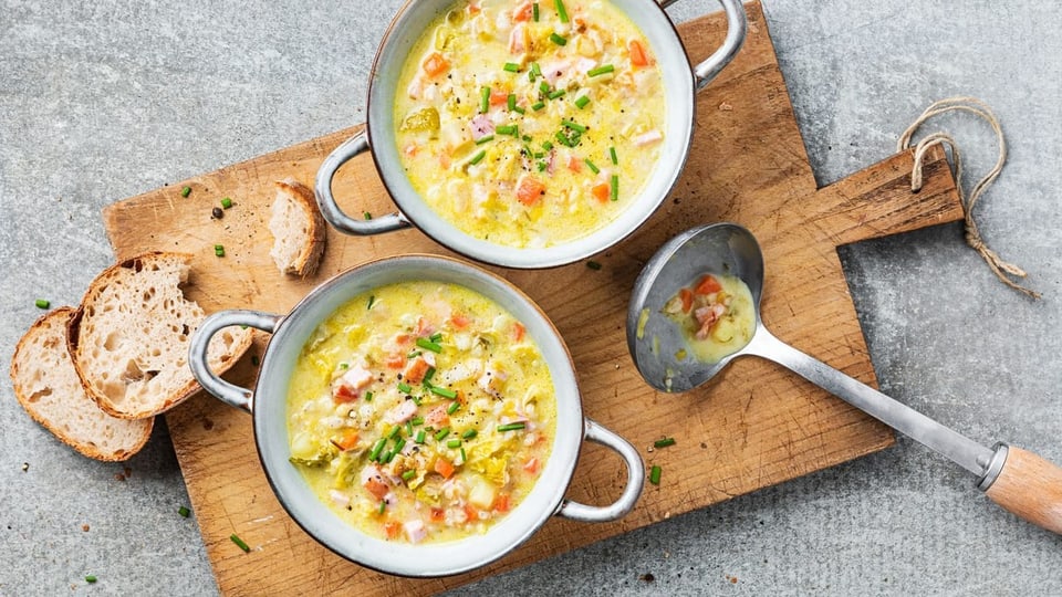 Die Zutaten für eine Bündner Gerstensuppe.