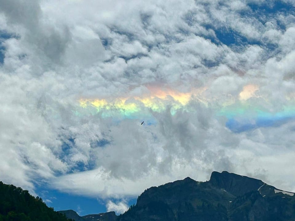 Wolke in Regenbogenfarben