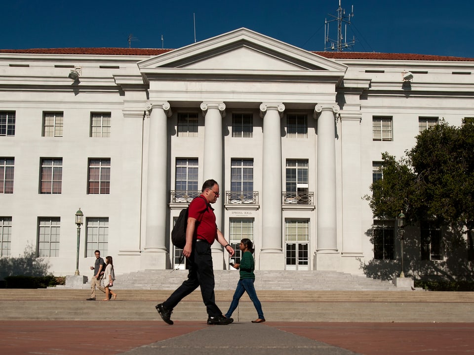 Das Hauptgebäude der University of Berkeley 