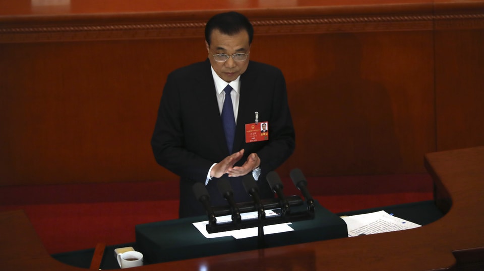 Li Keqiang spricht an der Sitzung des Volkskongresses