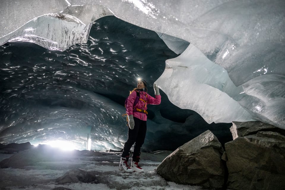 Berge Graubünden: In der Eishöhle des Morteratschgletscher mit Laura Caduff