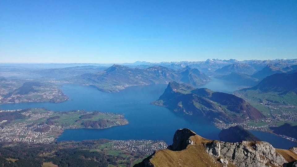 Ausblick vom Pilatus über das Mittelland