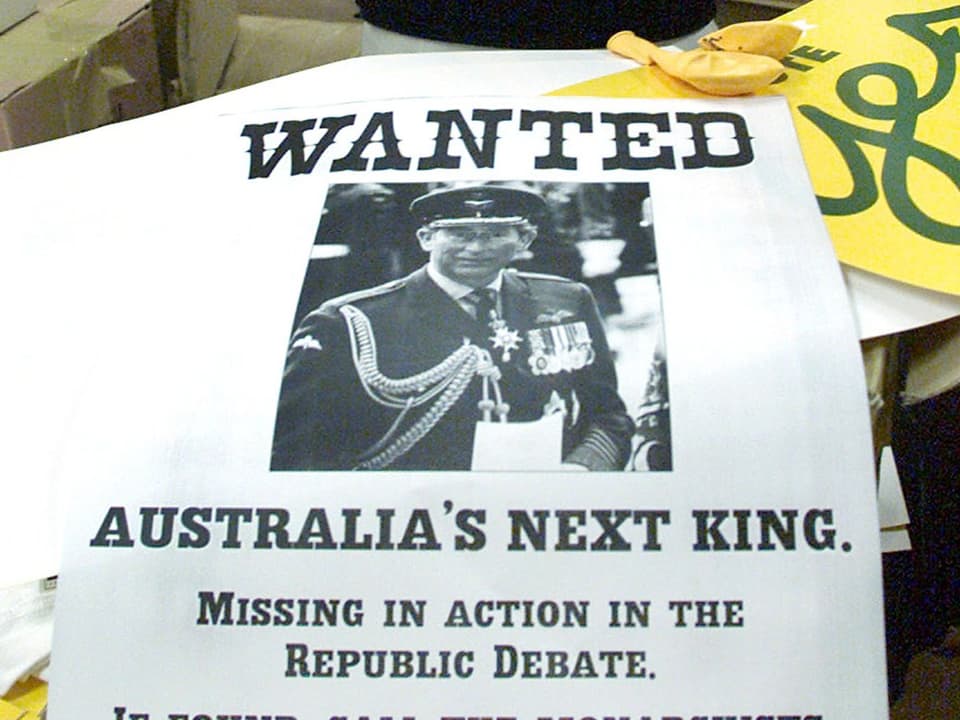 Wanted-Poster 'Australiens nächster König' mit porträtiertem Mann in Uniform.