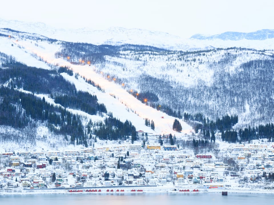Narvik ist malerisch gelegen.