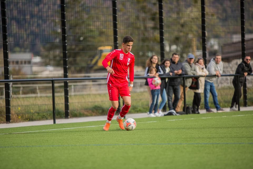 Fabrizio Cavegn en il tricot dal Team Südostschweiz U18