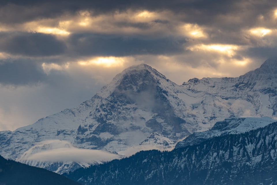 Eingeschneiter Berg.