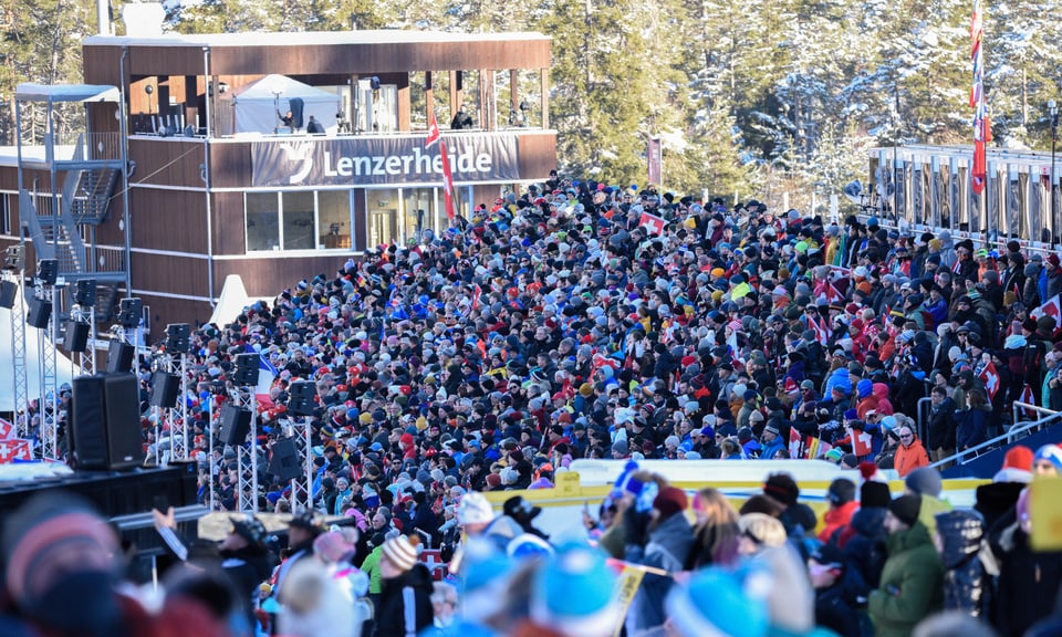 Lenzerheide 2025: Fans beim Biathlon Weltcup