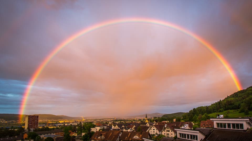 Regenbogen in voller Grösse.