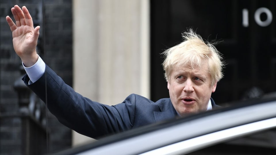 Boris Johnson kehrt zur Downing Street 10 zurück.