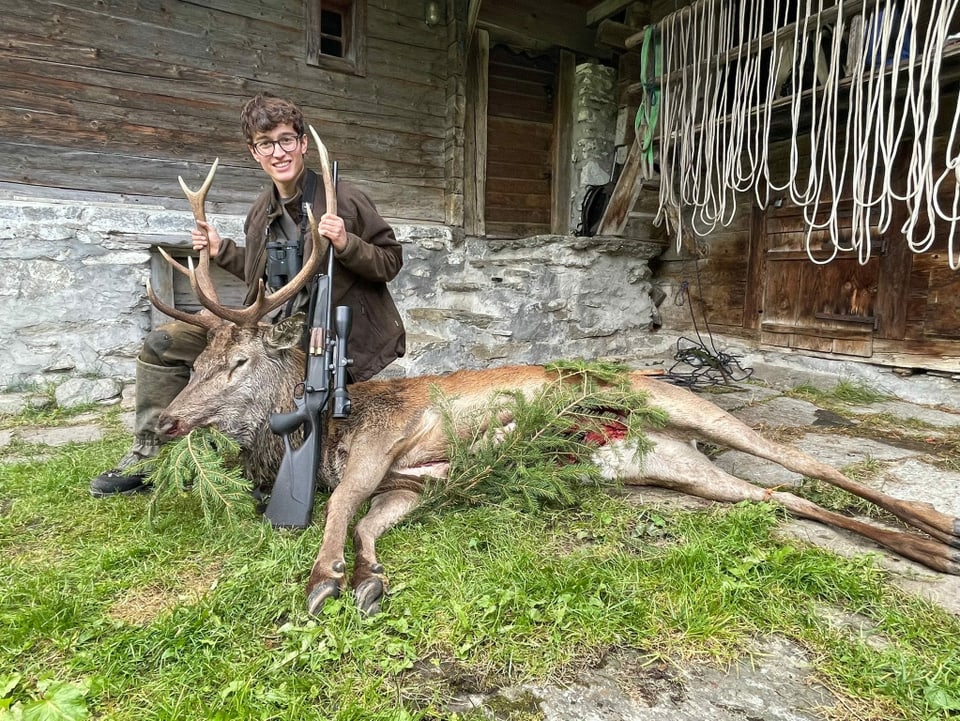 Tschierv da 10 irregular da 150kg sajettà ils 25 da settember.