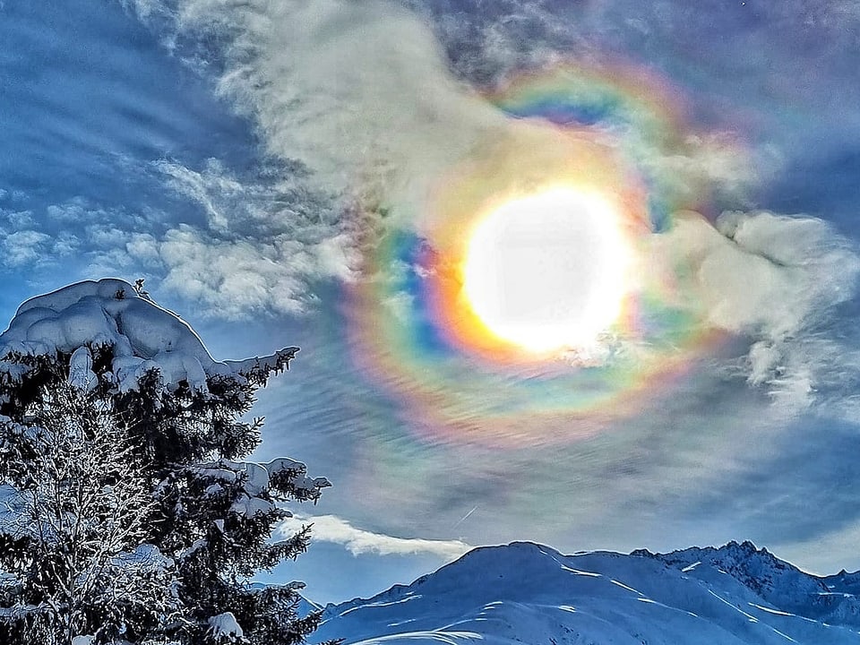 Himmel - Regenbogenfarben - Wolken - am Meteo SRF Irisierende