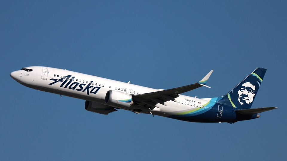 Boeing der Alaska-Airlines - Kabinenteil von Flugzeug abgerissen – die  Übersicht zum Vorfall - News - SRF