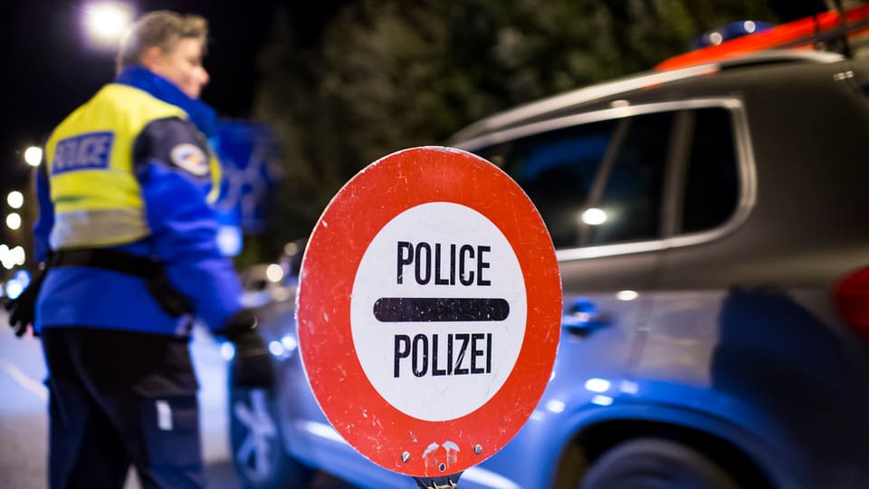 Polizeikontrolle im Kanton Genf (Archivbild). 