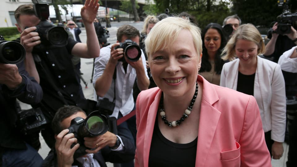 Angela Eagle will Labour führen. Sie spart nicht mit Kritik am amtierenden Parteichef Jeremy Corbyn.