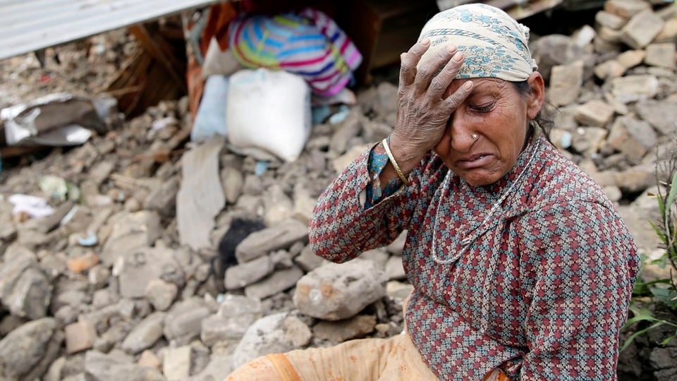 Eine Frau in Kumalpur, am Stadtrand von Kathmandu.