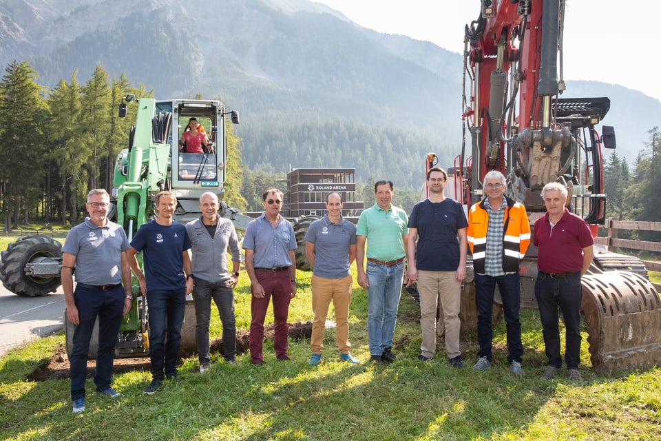 La gruppa da project da l'engrondiment da la pista d'ir cun skis cun rodas.