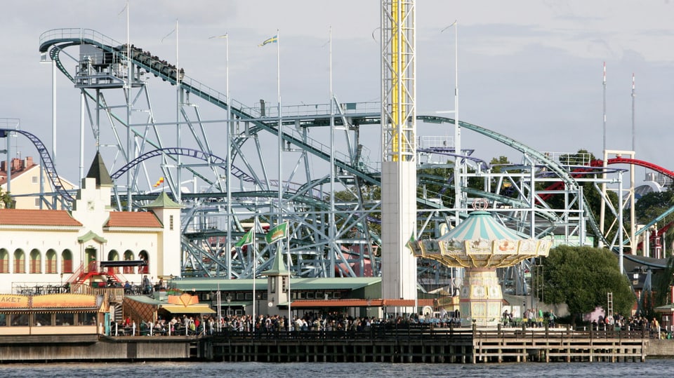 Die betroffene Achterbahn Jetline im Freizeitpark Grona Lund auf einer Aufnahme aus dem Jahr 2009.