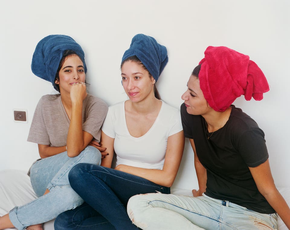 Die 3 jungen Frauen im Porträt.