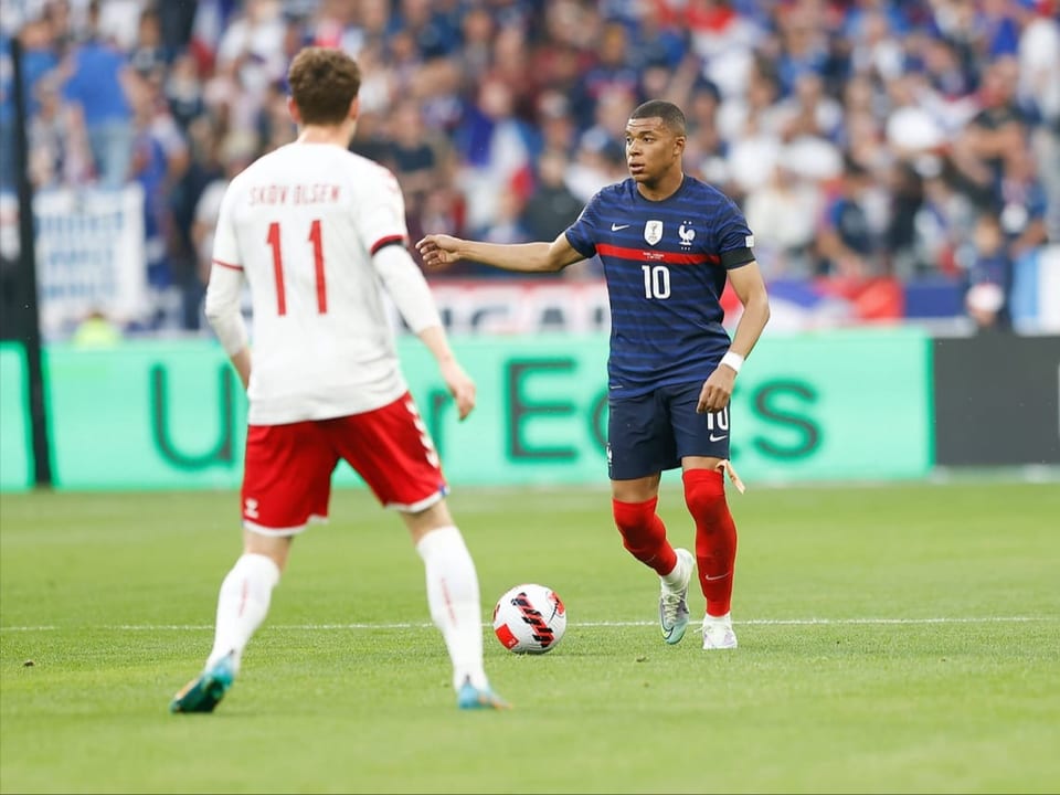 Frankreichs Kylian Mbappé gegen Dänemark.