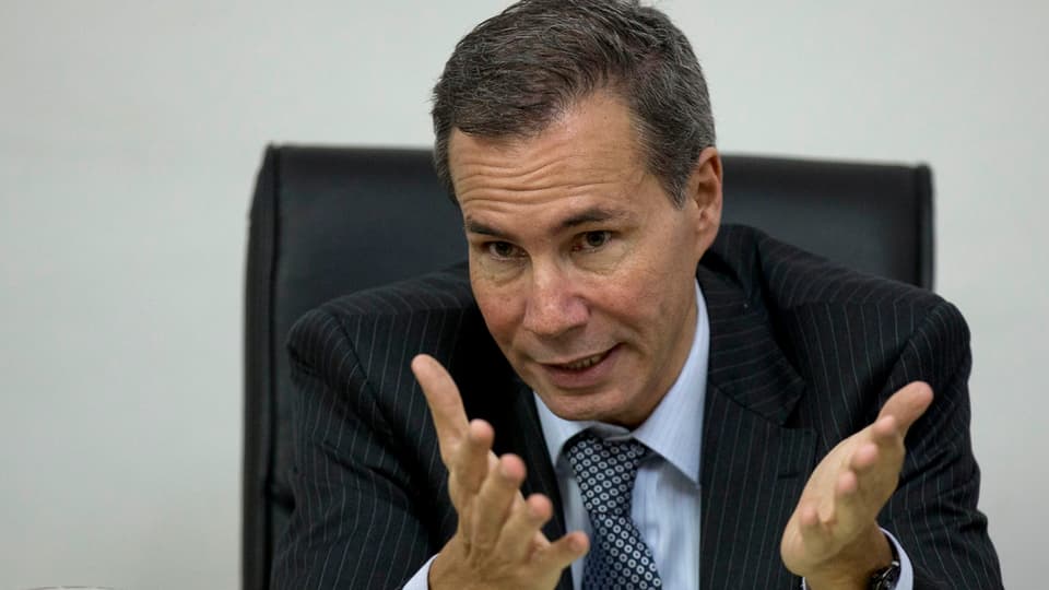 Aufnahme des tot in seiner Wohnung aufgefundenen argentinischen Staatsanwalts Alberto Nisman.