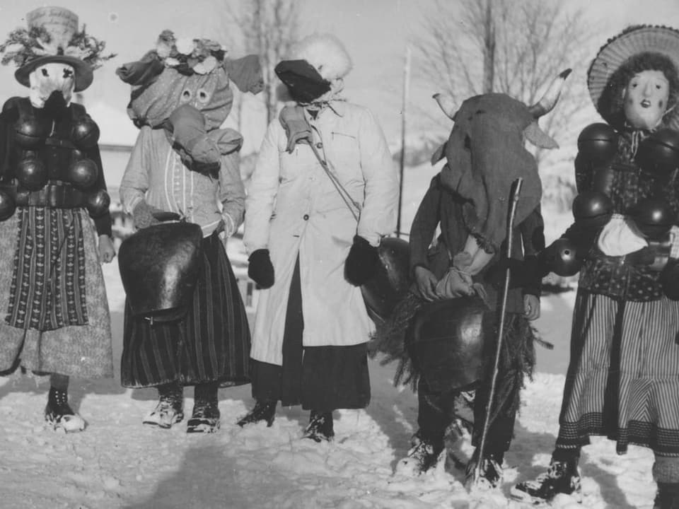 Eine Gruppe Lumpenchläuse 1950