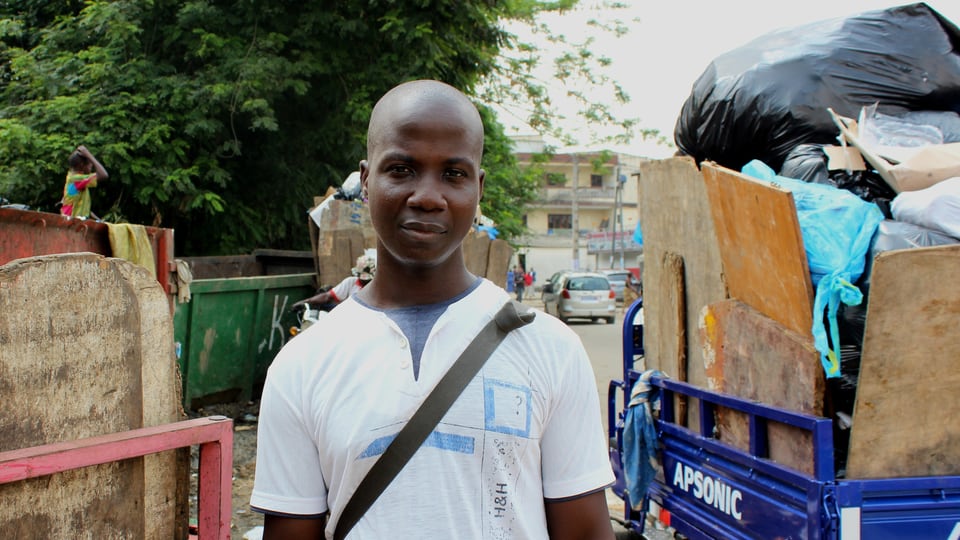 Portrait von Gantien Tai, Müllmann in Abidjan, Elfenbeinküste