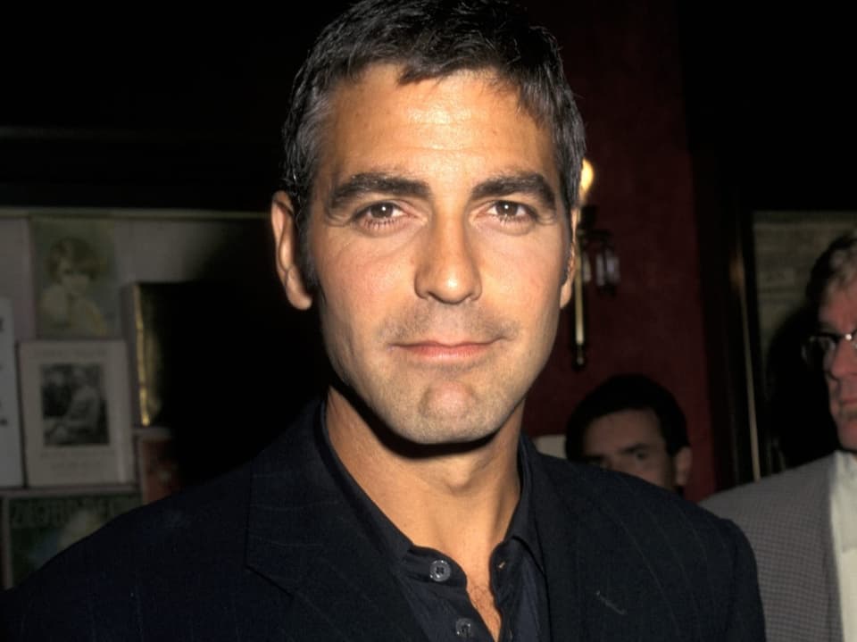 George Clooney schaut sexy