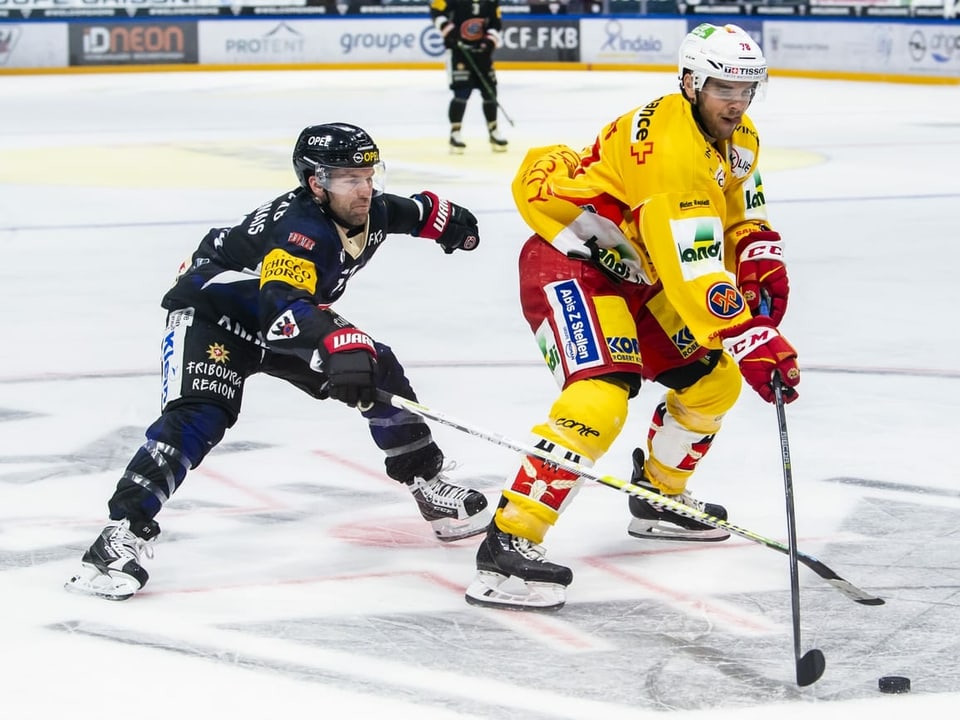 Fribourg-Gottéron und der EHC Biel. 