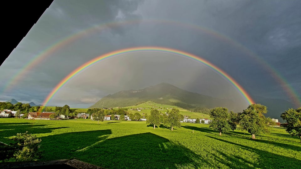 Wunderschönes Naturphänomen: "Doppelkrone" für das Buochserhorn