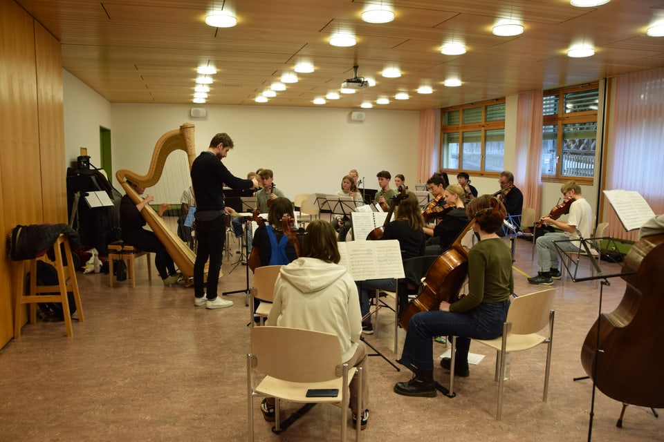 Jugendsinfonieorchester Graubünden beim Üben