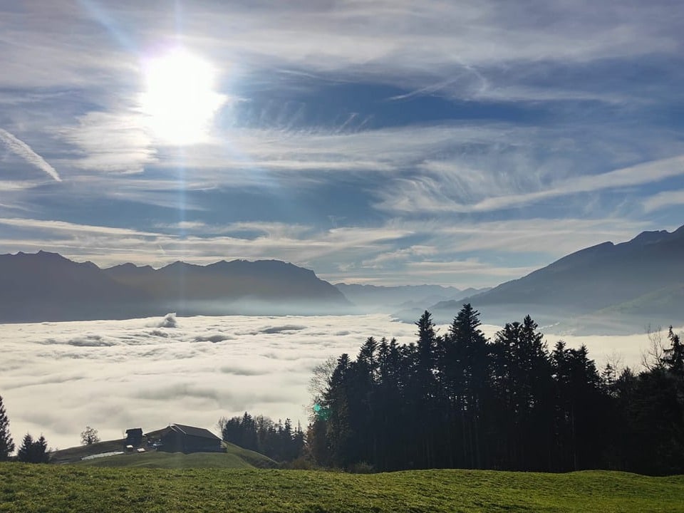 Berglandschaft mit Nebelmeer