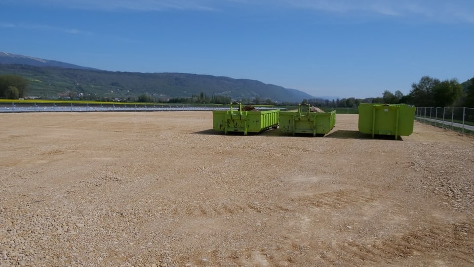 Bauplatz auf einem Feld