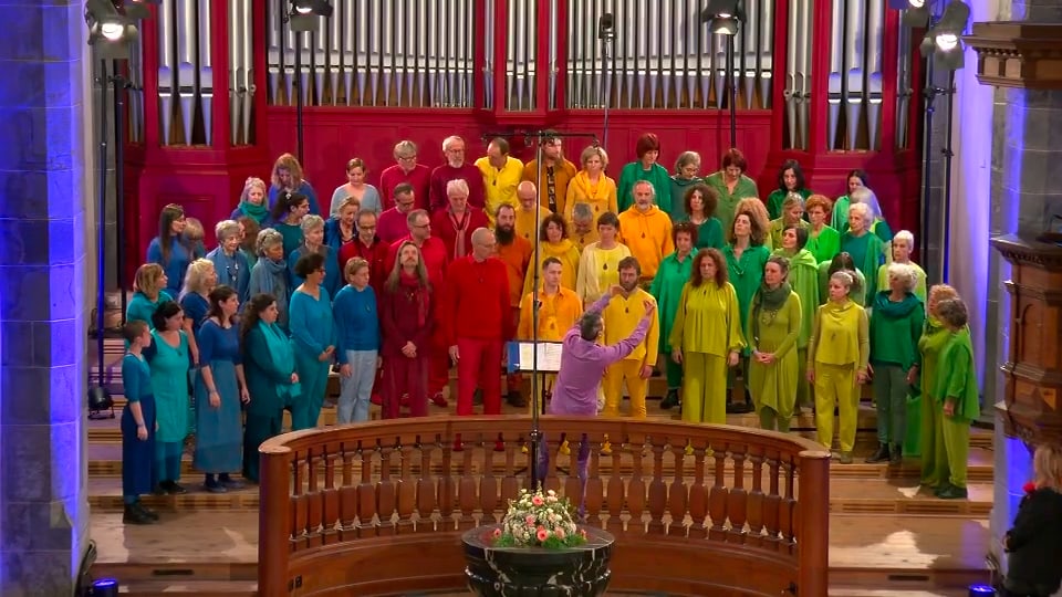 Der Chor Goccia di Voci singt in der Martinskirche